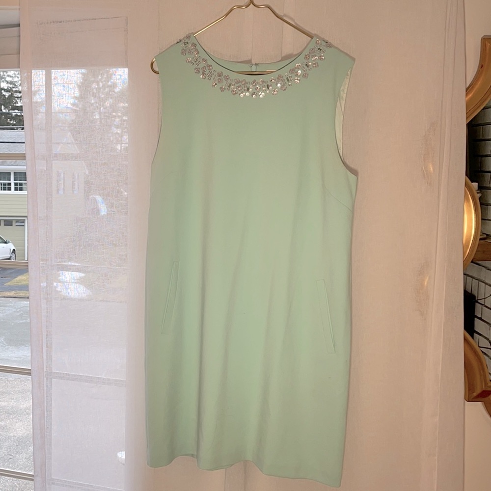 Vineyard Vines Beaded Crepe Dress.
